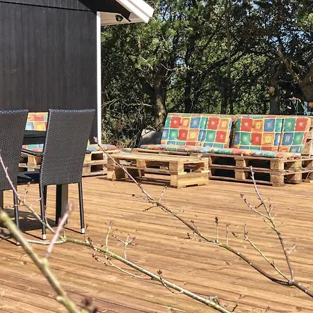 Three-bedroom Holiday In Saby Nyaraló