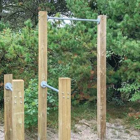 Three-bedroom Holiday In Saby * Sæby