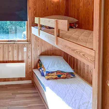 Nyaraló Three-bedroom Holiday In Saby *
